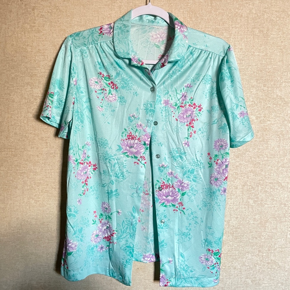 Vintage Blue Floral Short Sleeve Button Down
